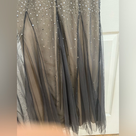 graphite & taupe Adrianna Papell Beaded sequins Mermaid Mesh Gown size 2 petite - Picture 10 of 16